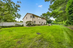 3 Pond Ridge Rd, Woodbury, NY 11797 - Photo 23