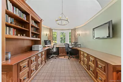 10 Broadmoor Road, Scarsdale, NY 10583 - Photo 25