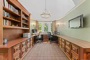 10 Broadmoor Rd, Scarsdale, NY 10583 - Photo 25