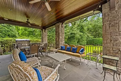 10 Broadmoor Road, Scarsdale, NY 10583 - Photo 9