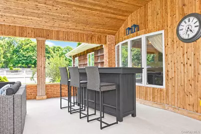 88 Dix Highway, Dix Hills, NY 11746 - Photo 25