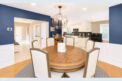 88 Dix Highway, Dix Hills, NY 11746 - Photo 5