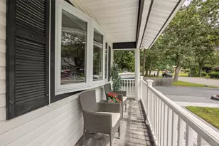 65 Carr Ln, Coram, NY 11727 - Photo 5