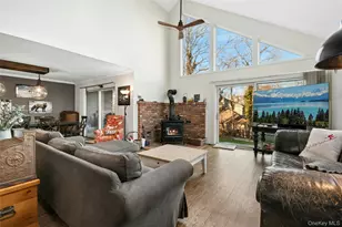 7 Waterview Dr, Port Jefferson, NY 11777 - Photo 13