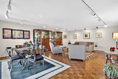 12 Bond Street #4D, Great Neck, NY 11021 - Photo 11