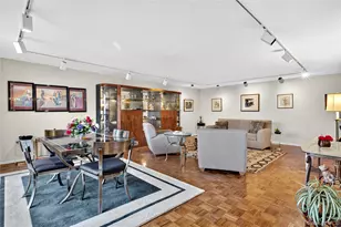 12 Bond St, Great Neck, NY 11021 - Photo 11