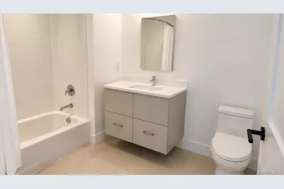 422 E Boston Post Road #101, Mamaroneck, NY 10543 - Photo 5