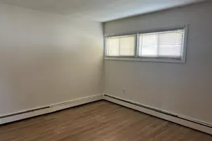 14 Cinder Ln, Hicksville, NY 11801 - Photo 11