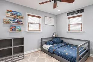 433 S 7th St, Lindenhurst, NY 11757 - Photo 15