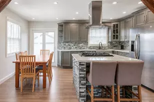 433 S 7th St, Lindenhurst, NY 11757 - Photo 5