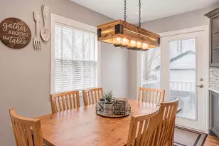 433 S 7th St, Lindenhurst, NY 11757 - Photo 9