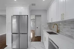 48 Cliff Ave, Hempstead, NY 11550 - Photo 13