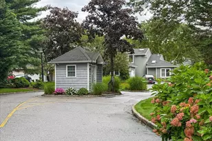 38 Larkspur Ln, Commack, NY 11725 - Photo 17