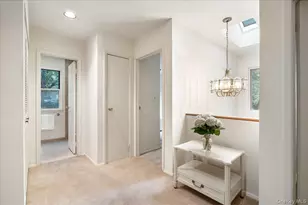 38 Larkspur Ln, Commack, NY 11725 - Photo 9