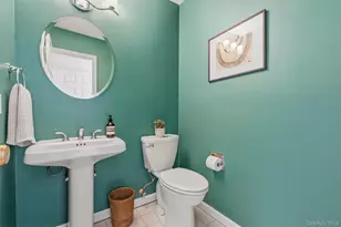 28 E Hill Rd, Cortlandt Manor, NY 10567 - Photo 9