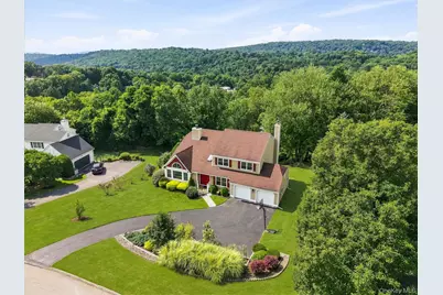 28 E Hill Road, Cortlandt Manor, NY 10567 - Photo 3