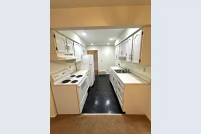 1 Germonds Village #14, Bardonia, NY 10954 - Photo 5