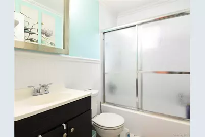 2453 Union Boulevard #39B, Islip, NY 11751 - Photo 11