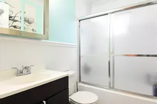 2453 Union Blvd, Islip, NY 11751 - Photo 11
