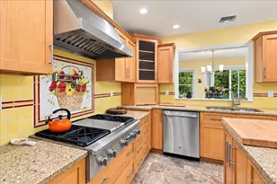 3740 Eleanor Dr, Mohegan Lake, NY 10547 - Photo 11