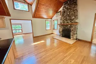 8 Anton Pl, Lake Peekskill, NY 10537 - Photo 5