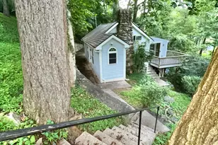 8 Anton Pl, Lake Peekskill, NY 10537 - Photo 7