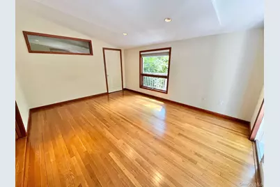 8 Anton Place, Lake Peekskill, NY 10537 - Photo 13