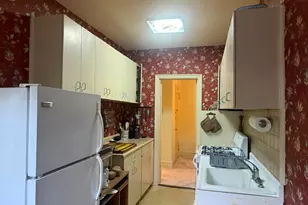 1 Meadow Dr, Woodmere, NY 11598 - Photo 19