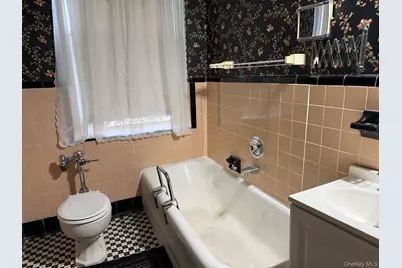 1 Meadow Drive #3-C, Woodmere, NY 11598 - Photo 29