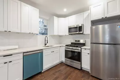 100-03 90 Avenue, Richmond Hill, NY 11418 - Photo 5
