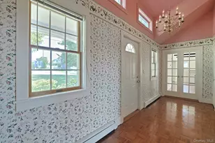 19 Wall Ave, Valhalla, NY 10595 - Photo 5