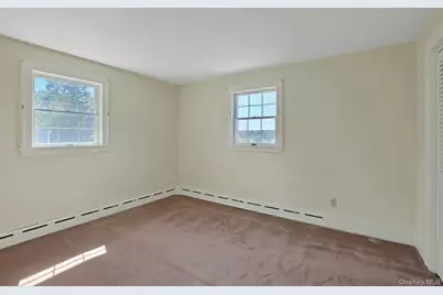 19 Wall Avenue, Valhalla, NY 10595 - Photo 29