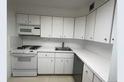 1 Bay Club Drive #16W, Bayside, NY 11360 - Photo 9