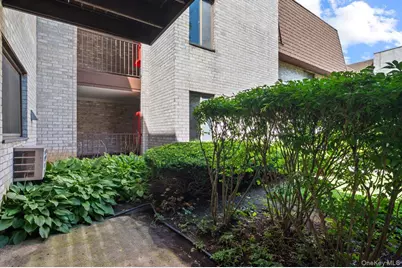 89 N Broadway #204, White Plains, NY 10603 - Photo 19