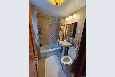 90-51 201 Street, Hollis, NY 11423 - Photo 13