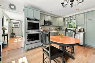 40 Cliftwood Dr, Huntington, NY 11743 - Photo 7