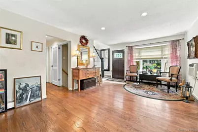 40 Cliftwood Drive, Huntington, NY 11743 - Photo 5