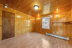 109 Laurel St, Patchogue, NY 11772 - Photo 23