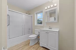 109 Laurel St, Patchogue, NY 11772 - Photo 21