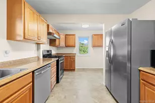 109 Laurel St, Patchogue, NY 11772 - Photo 13