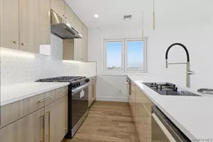 550 E Harrison St, Long Beach, NY 11561 - Photo 9