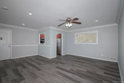 7-2B Dark Hollow Road #7-2B, Port Jefferson, NY 11777 - Photo 3