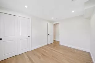 25 Crater Lake Dr, Coram, NY 11727 - Photo 37