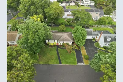 23 Roy Avenue, West Islip, NY 11795 - Photo 21