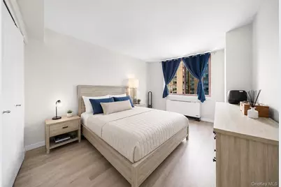 474 48th Avenue #35E, Long Island City, NY 11109 - Photo 3
