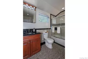 5000 Townhouse Dr, Coram, NY 11727 - Photo 13