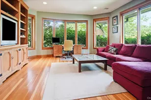 25 Ring Neck Rd, Remsenburg, NY 11960 - Photo 17
