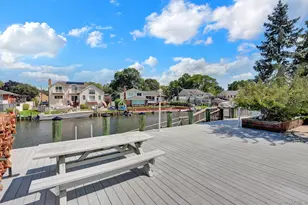 204 Bayview Ave, Massapequa, NY 11758 - Photo 25
