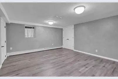204 Bayview Avenue, Massapequa, NY 11758 - Photo 17