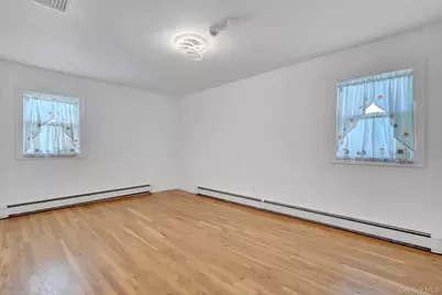 204 Bayview Avenue, Massapequa, NY 11758 - Photo 11